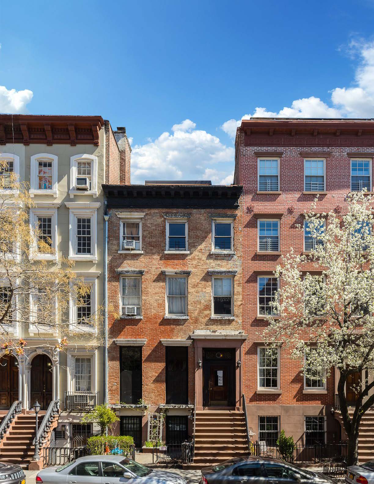 Meridian Exclusively Lists a FourStory Multifamily Building in the