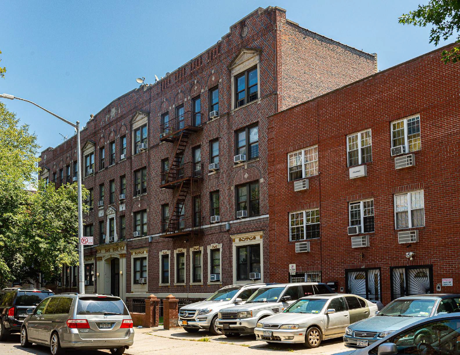 78 Hawthorne